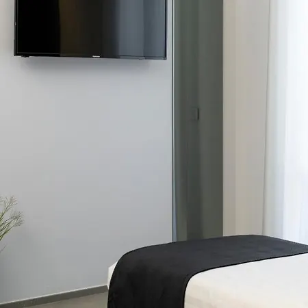 La Dei Cavalieri מלון